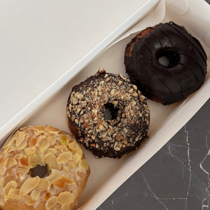 Donut Combo Box Happy (Dark Chocolate + Almonds and Cream  + Nutty Dark Choco) Thaw/Heat & Eat Frozen Box