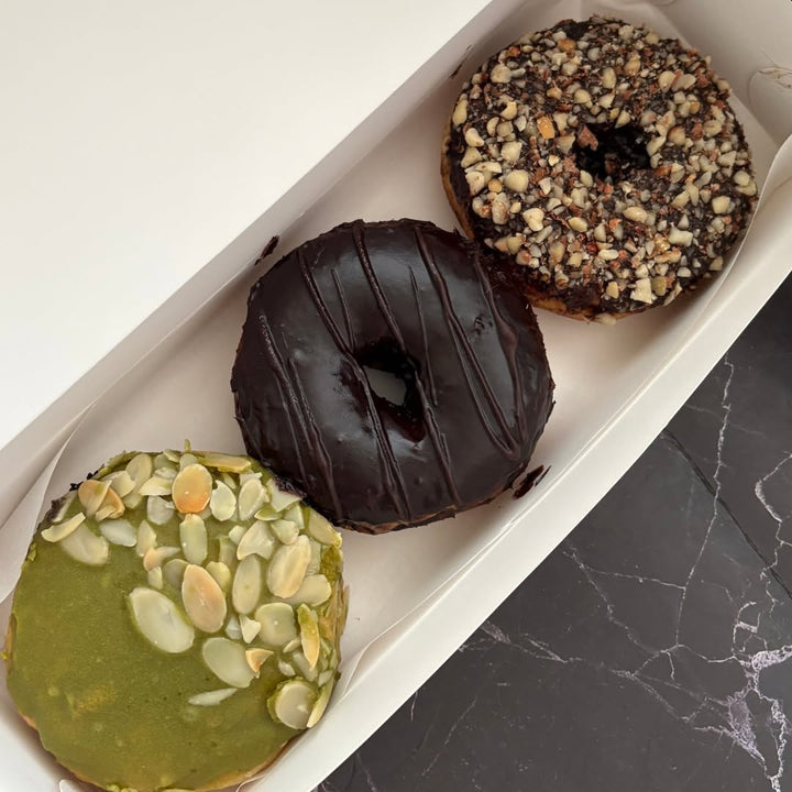 Donut Combo Box Treats 5 (Green Matcha + Dark Choco + Nutty Dark Choco) Thaw/Heat & Eat Frozen Box