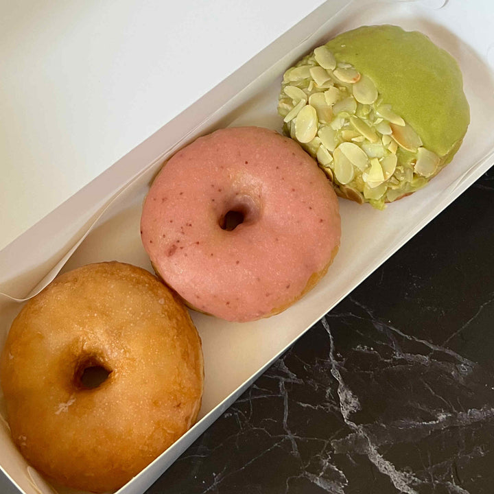 Donut Combo Box OSGM (Original Glazed + Strawberry + Green Matcha Donut)